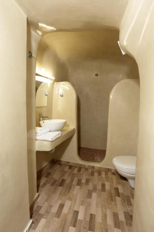 Church And Cave - Santorini Private Residences Mesaria Zewnętrze zdjęcie